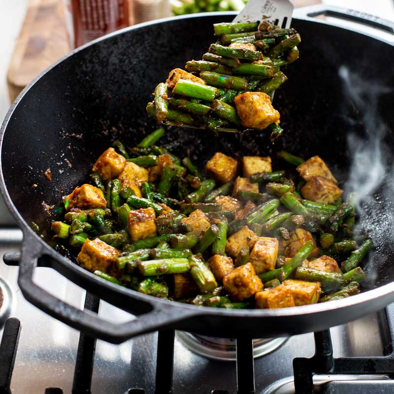 14 Inch Seasoned Cast Iron Wok - Lodge